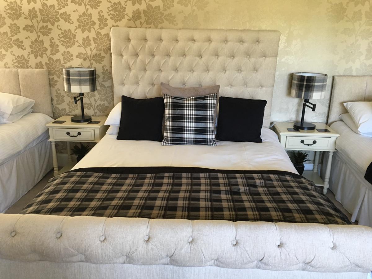 Kellerstain Stables B & B Единбург Екстериор снимка